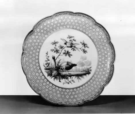 Tray or Stand (soucoupe à pied)