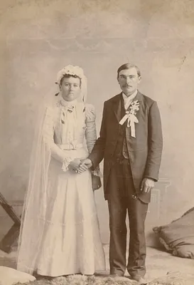 Formal Wedding Couple, 1910