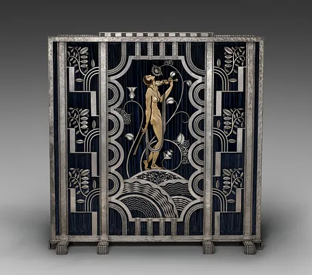 Muse with Violin Screen