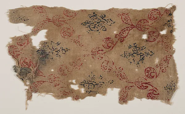 Fragment of linen with silk embroidery