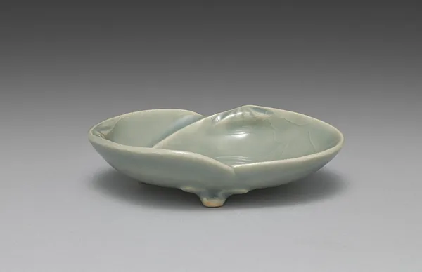 Dish from Saucers with Matching Shells