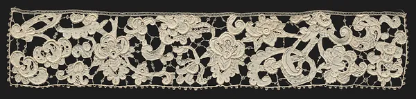 Lace Border