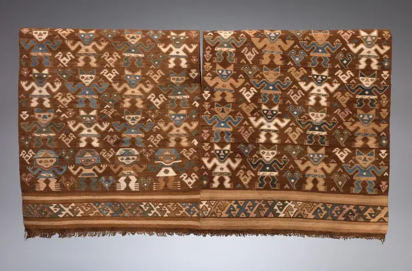 Tunic with Frontal Figures