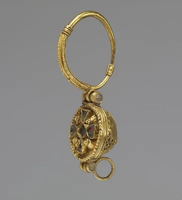 Basket Earring