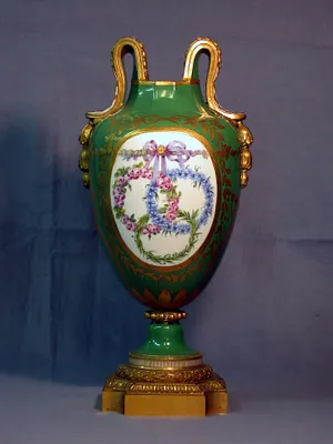 Vase (Vase étrusque)