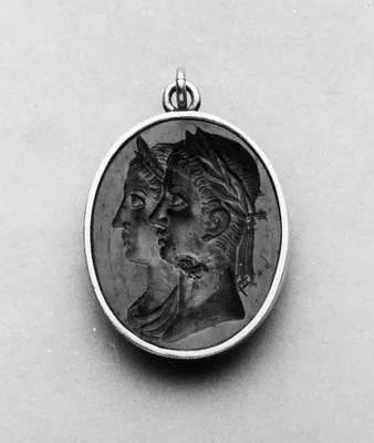 Constantine II (?) and Empress (busts)