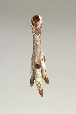 Brooch with a Bird's Claw