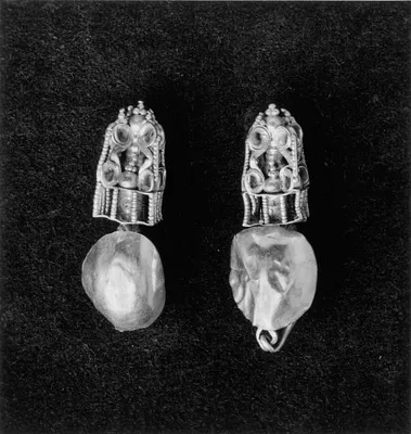 Earring