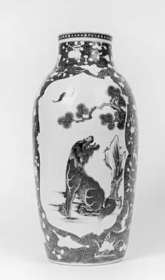 Vase with Lions and Bats in Panels