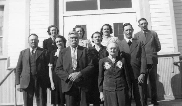 Group Portrait in Cedar Falls, 1947