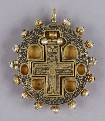 Reliquary Cross with Crucifixion