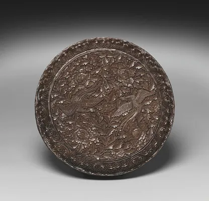 Round Box with Bird and Peonies Design
