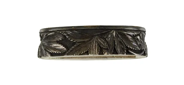 Fuchi with Chrysanthemum Leaves