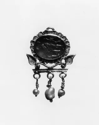 Earring with Heracles Giving Drink to a Goat