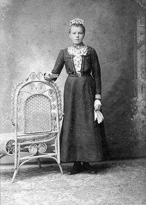 Young Girl in Dark Dress, Cedar Falls, 1904
