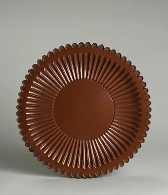 Fluted Tray