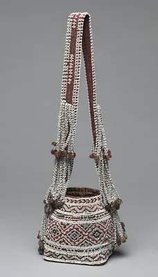 Shoulder basket (Bagobo people)