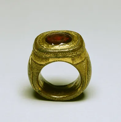""Papal"" Ring