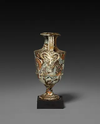 Urn