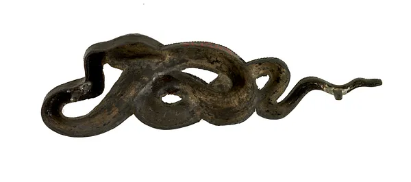Tobacco pouch clasp with snake