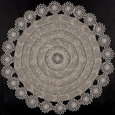 Lace doily