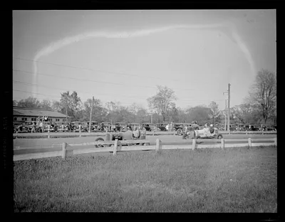 Midget car racing