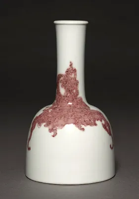 Mallet-Shaped Bottle with Phoenixes