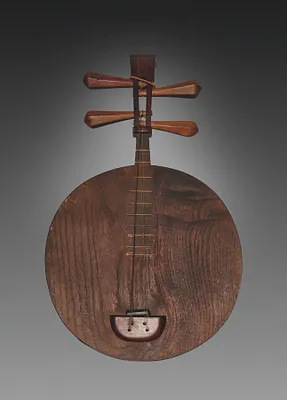 Moon Lute (Yueqin)