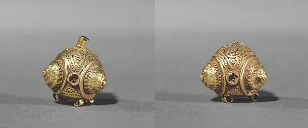 Pair of Buttons