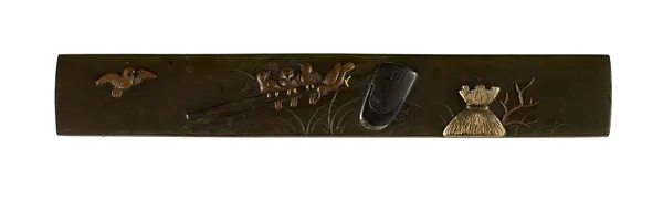 Kozuka with Sparrows on a Hoe and Straw