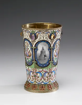 Beaker with Images of Moscow Landmarks