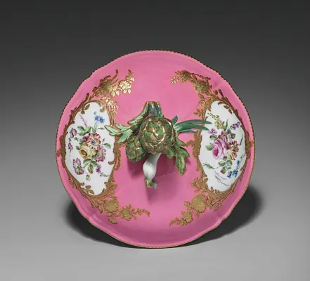 Cover for a Tureen