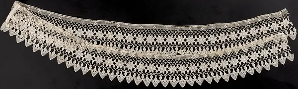 Lace tape