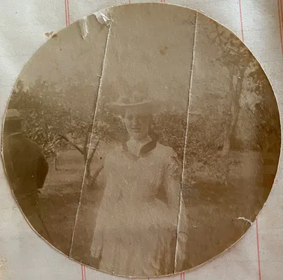 Unidentified young woman