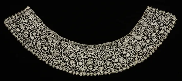 Lace Collar