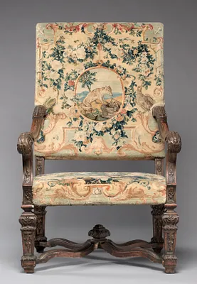 Armchair (2 of 4)