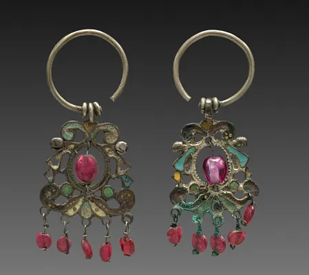 Earring