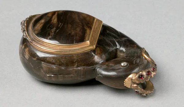 Snuff Box