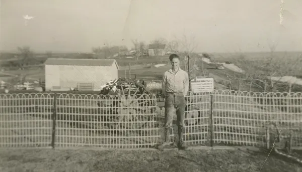 Wanders Family Friend at Farmstead, 1942