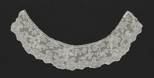 Lace Collar