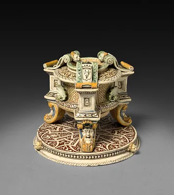 Salt Cellar