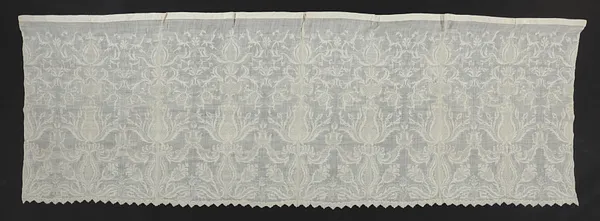 Lace Flounce