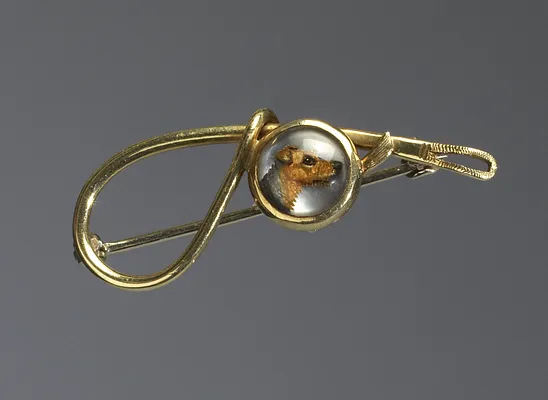 Pin in the Form of a Riding Crop