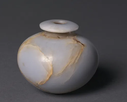 Cosmetic Vessel