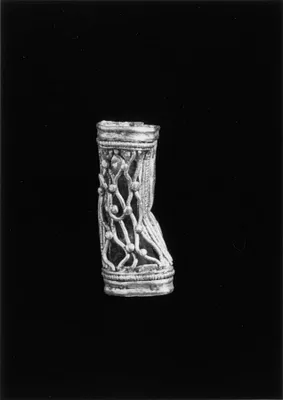 Cage Bead