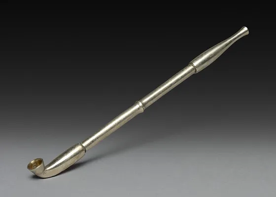 Tobacco Pipe