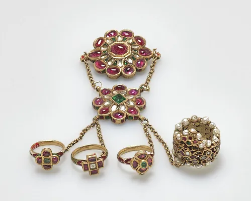 Set of Rings