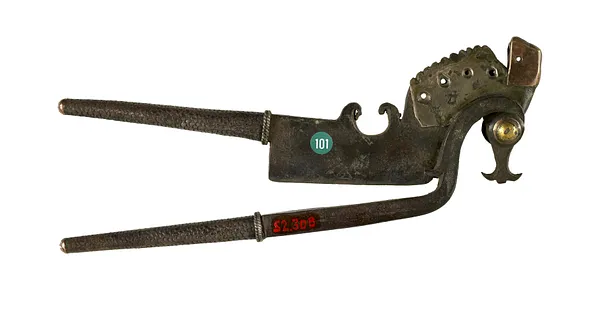 Betel Cutter with Stylized Head of a Bird