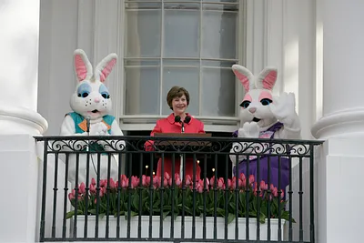 Mrs. Laura Bush Addresses South Lawn Visitors to the 2007 White House Easter Egg Roll from the Truman Balcony
