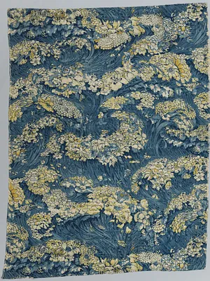 Cloth with Floral Sea Design